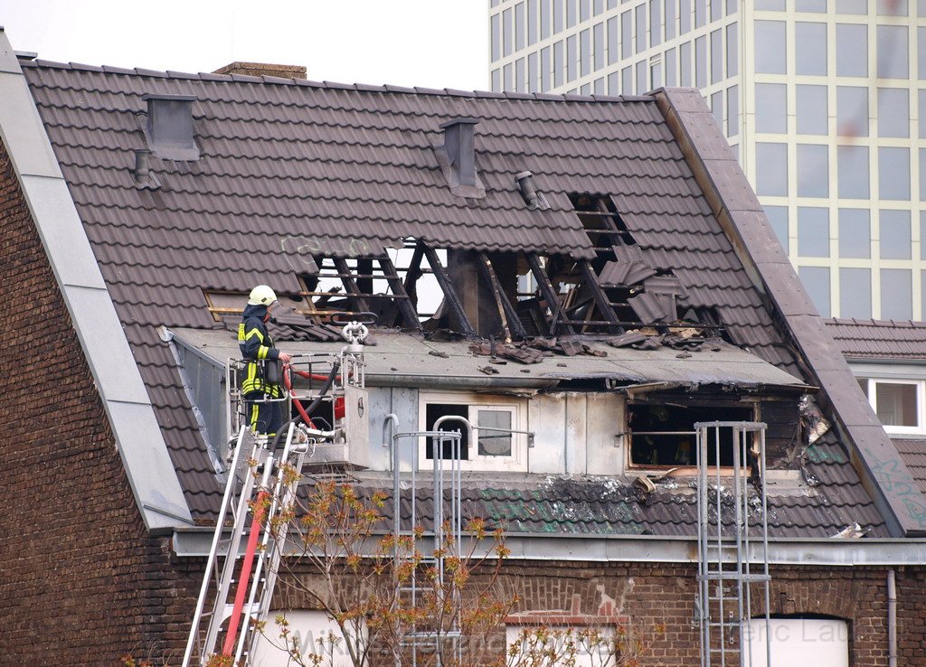Dachstuhlbrand Belgisches Viertel Maastricherstr P091.JPG